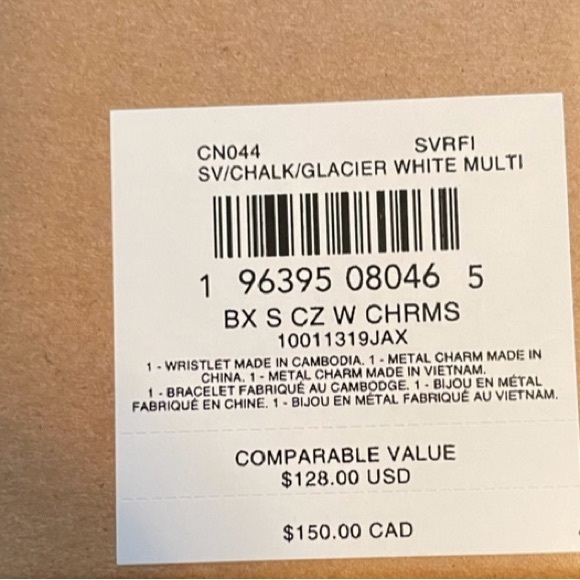 NWT Coach CN044 Boxed Leather Corner Zip Wristlet Purse Snowflake & C Charm - Picture 5 of 6